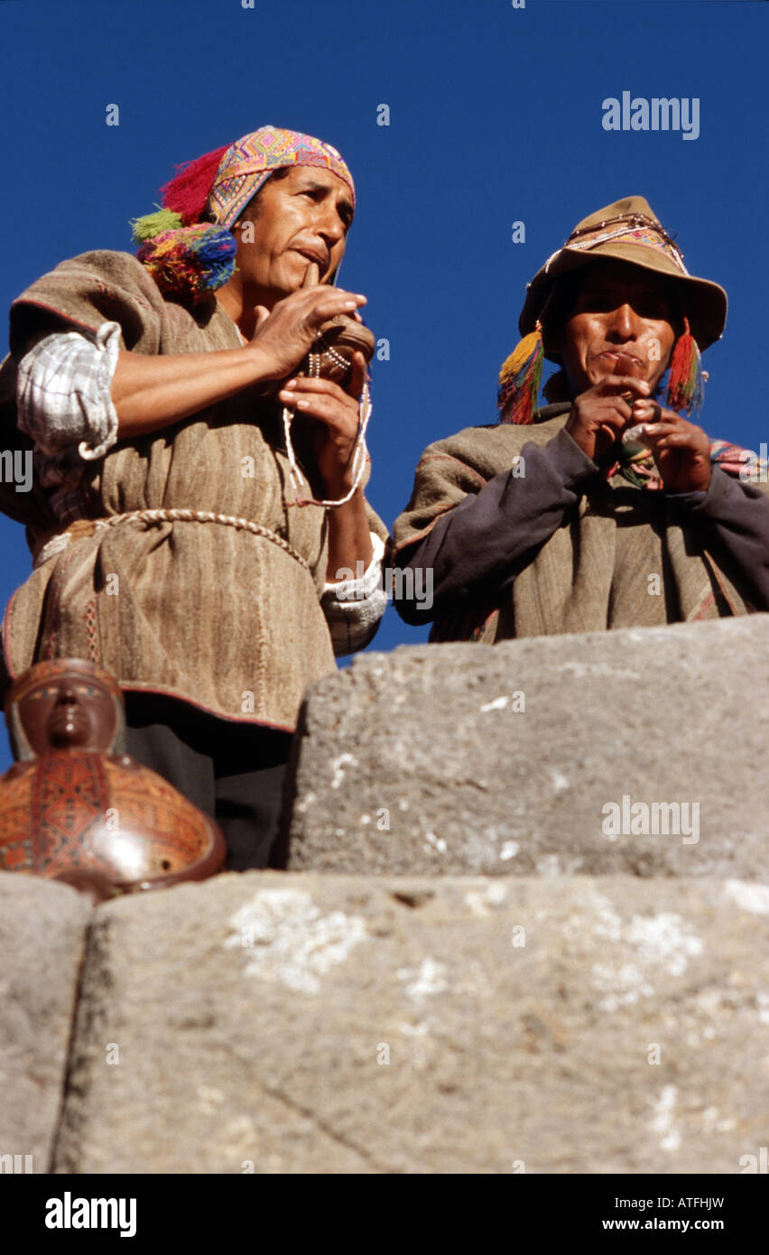 Ocarina quechua hires stock photography and images Alamy