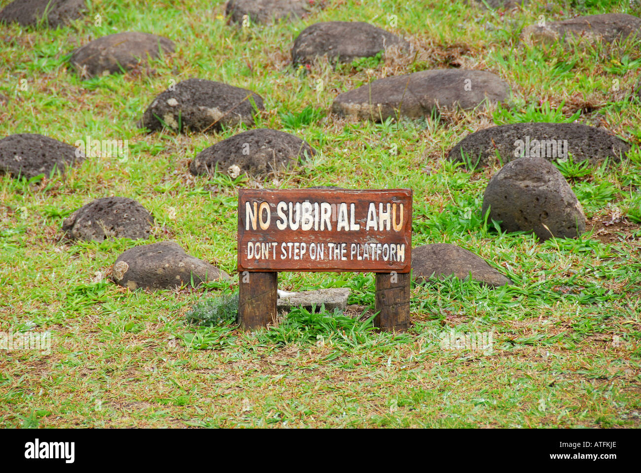 T nuï hi-res stock photography and images - Alamy T nuï hi-res stock photography and images - Alamy