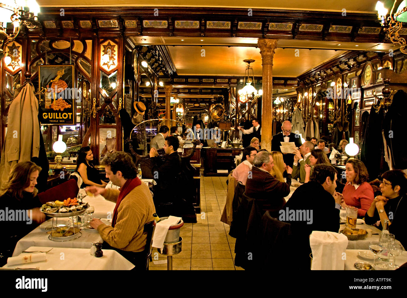Restaurant Vagenende Saint Germain Paris France Stock Photo Alamy