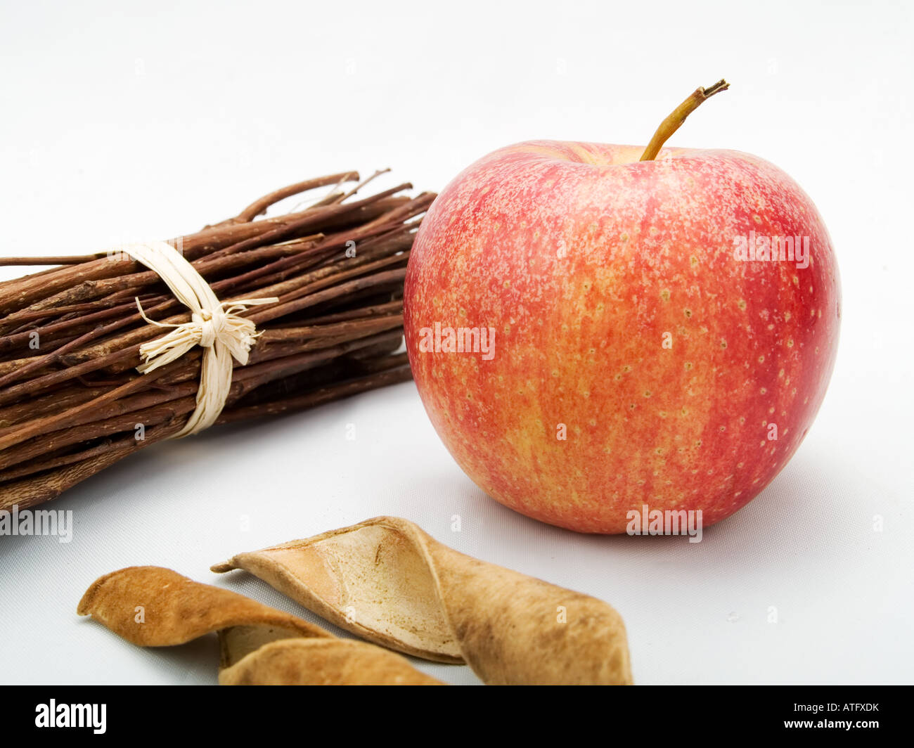 Red apple in a kitchen Stock Photo - Alamy
