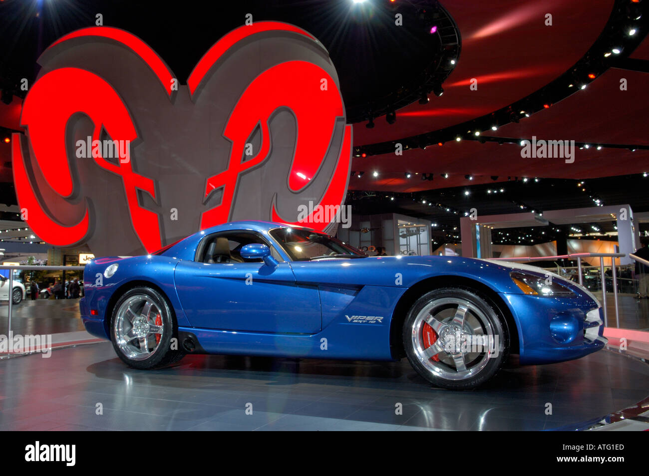 2006 Dodge Viper SRT10 Coupe at the North American International Auto Show 2005 Stock Photo