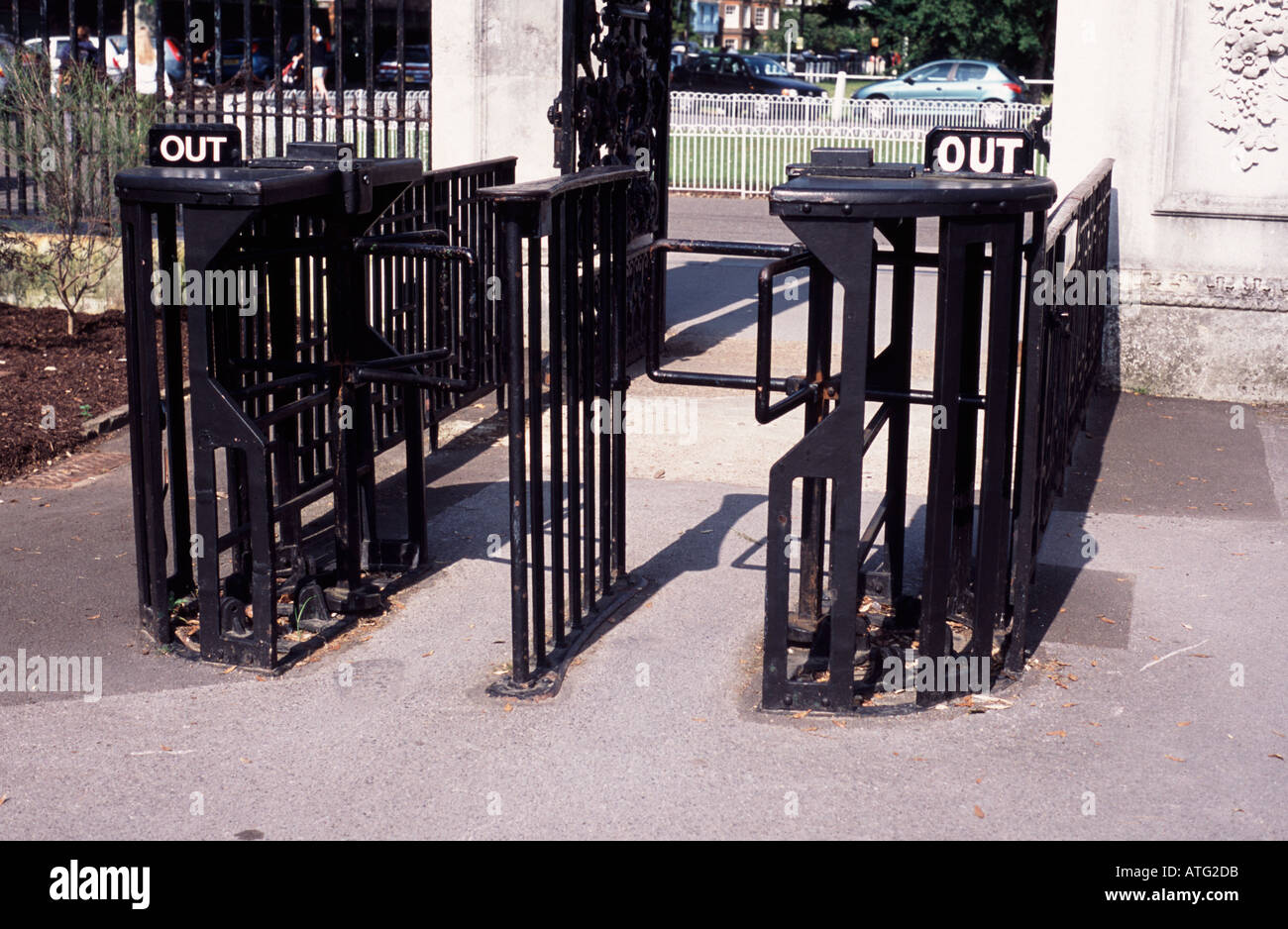 The exit turnstile Elizabeth Gate Kew Gardens Surrey England UK Stock