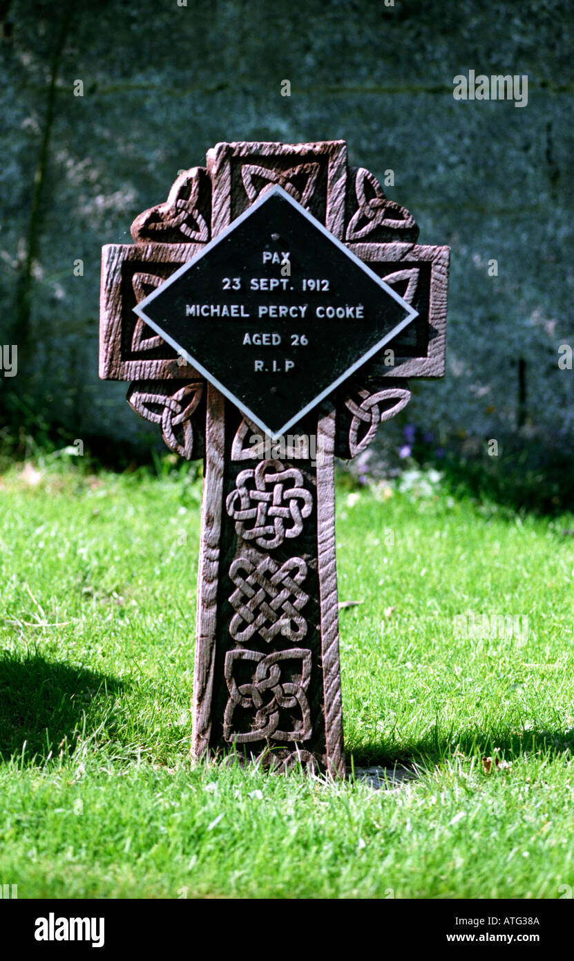 Simple wooden cross marking the grave of a monk on Caldey Island Stock Photo