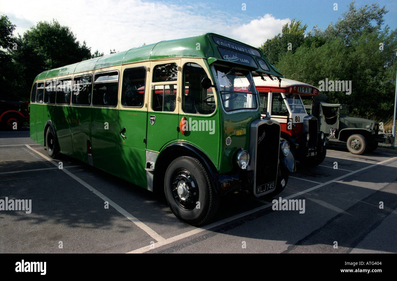 Vintage bus images hi-res stock photography and images - Alamy