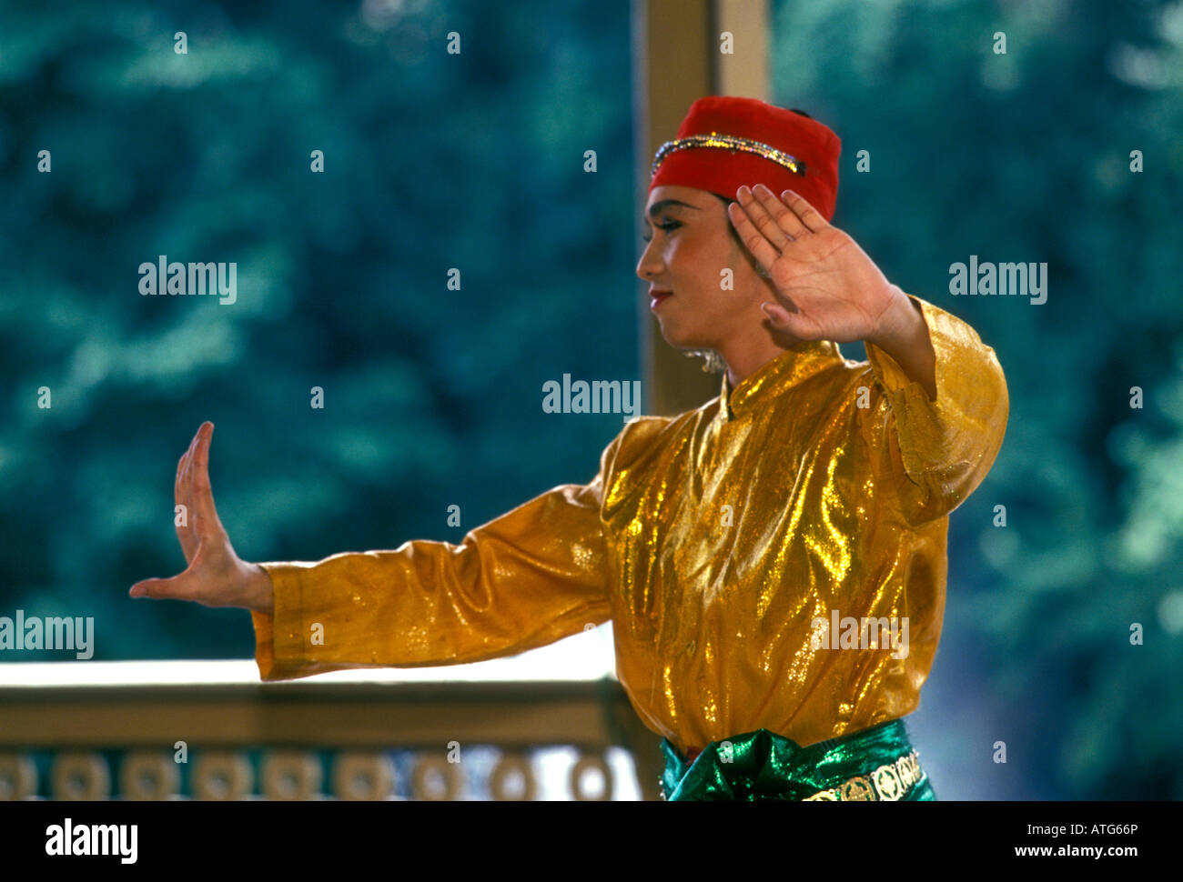Thai dance dancer dancers dancing dance performance, Vimanmek Palace, Vimanmek Mansion, Bangkok, Bangkok Province, Thailand, Southeast Asia, Asia Stock Photo