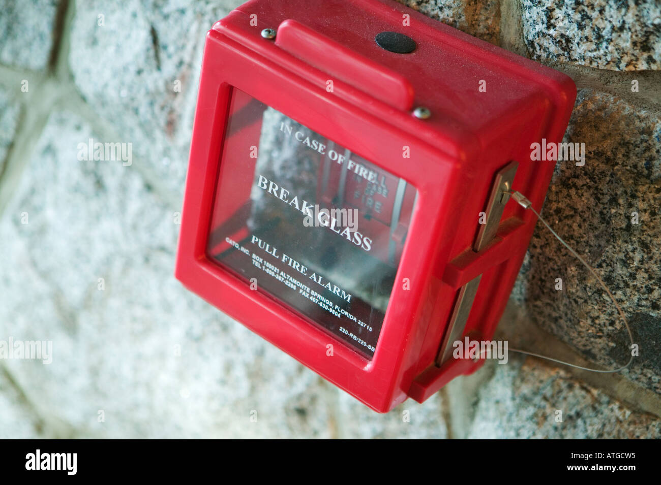 Break Glass Fire Alarm Stock Photo Alamy