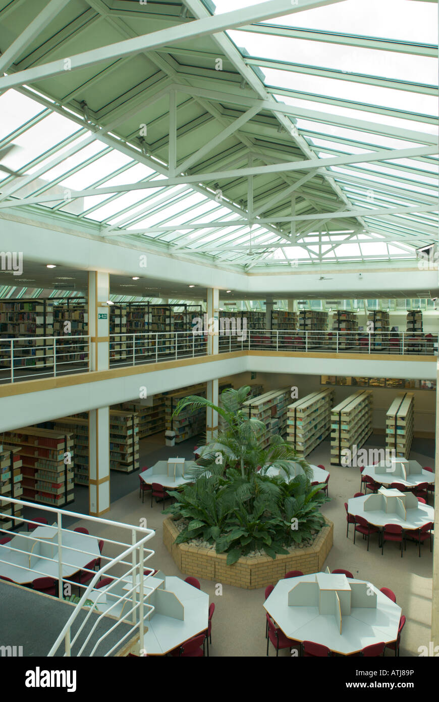 Bedfordshire University High Resolution Stock Photography and Images ...