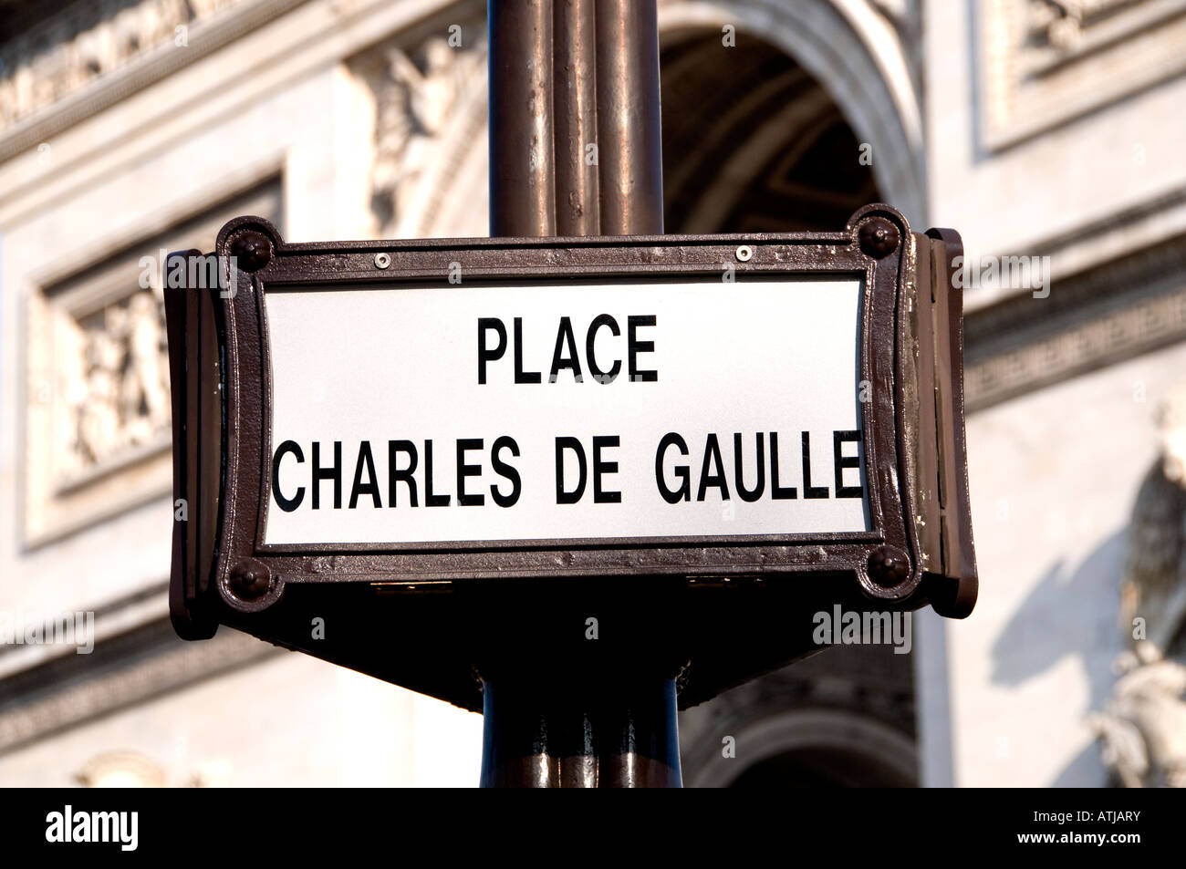 Place charles de gaulle sign hi-res stock photography and images