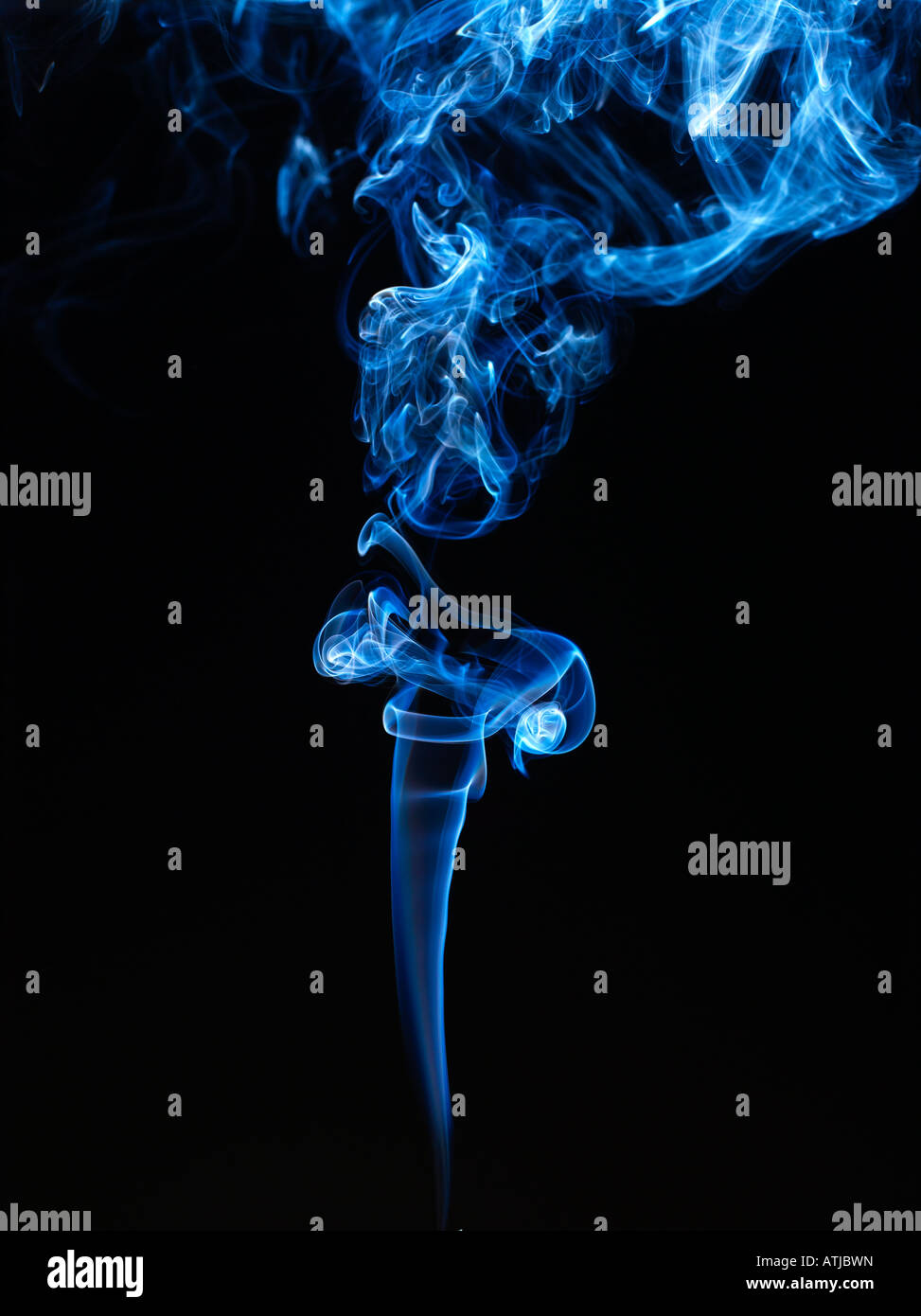 Black smoke rising hi-res stock photography and images - Alamy