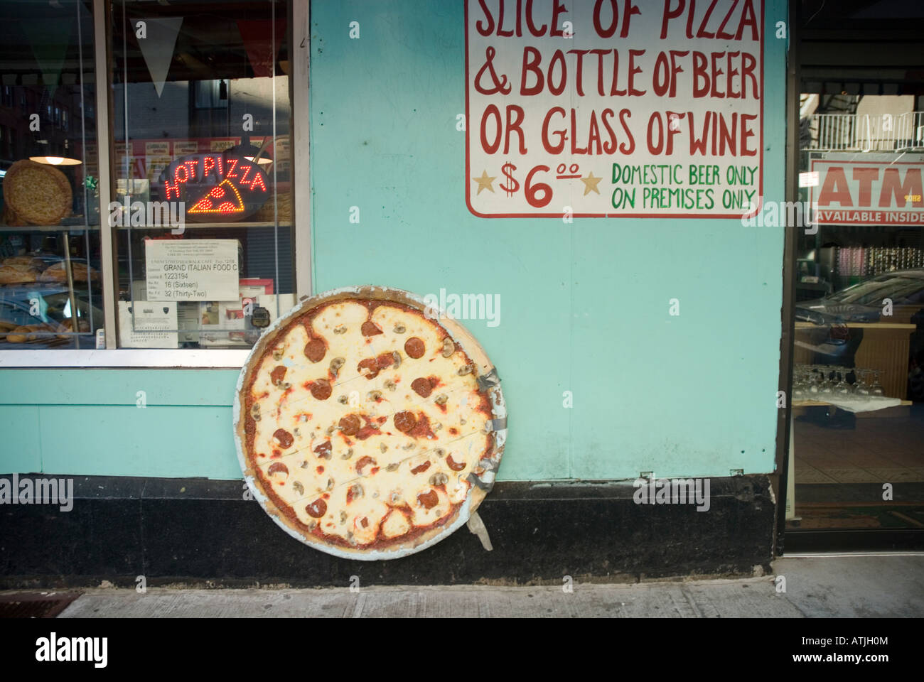 Pizza shop in little Italy, New York City Stock Photo - Alamy