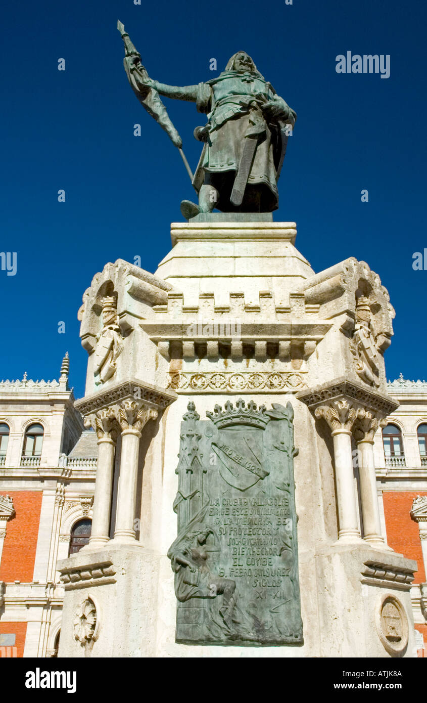 Statue of Count Anzures in Plaza Mayor Valladolid Spain EU Stock Photo