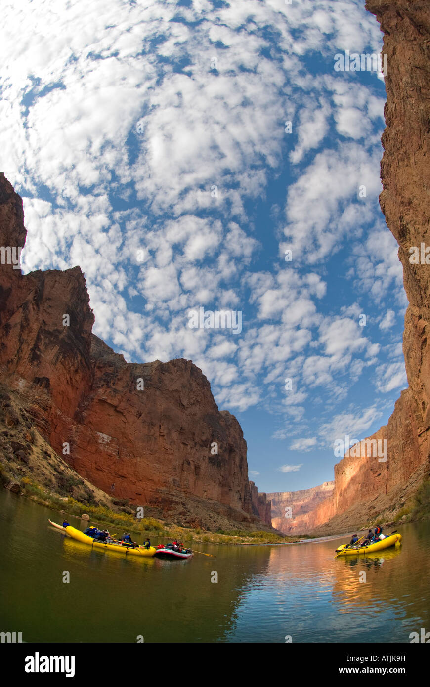 Rafting the scenic Colorado River in the Grand Canyon National Park ...