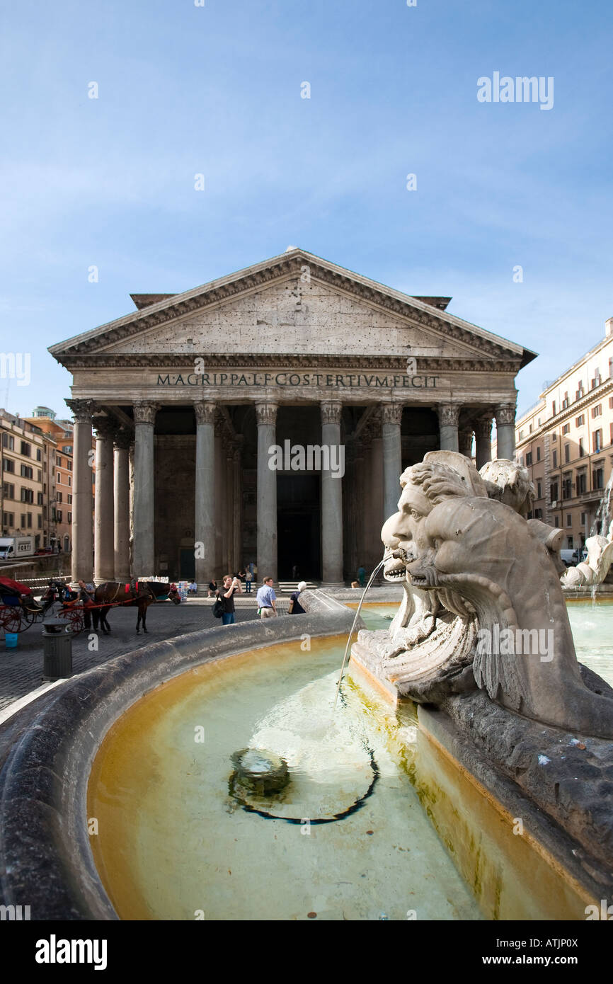Pantheon and Piazza della Rotunda Rome Italy Stock Photo - Alamy