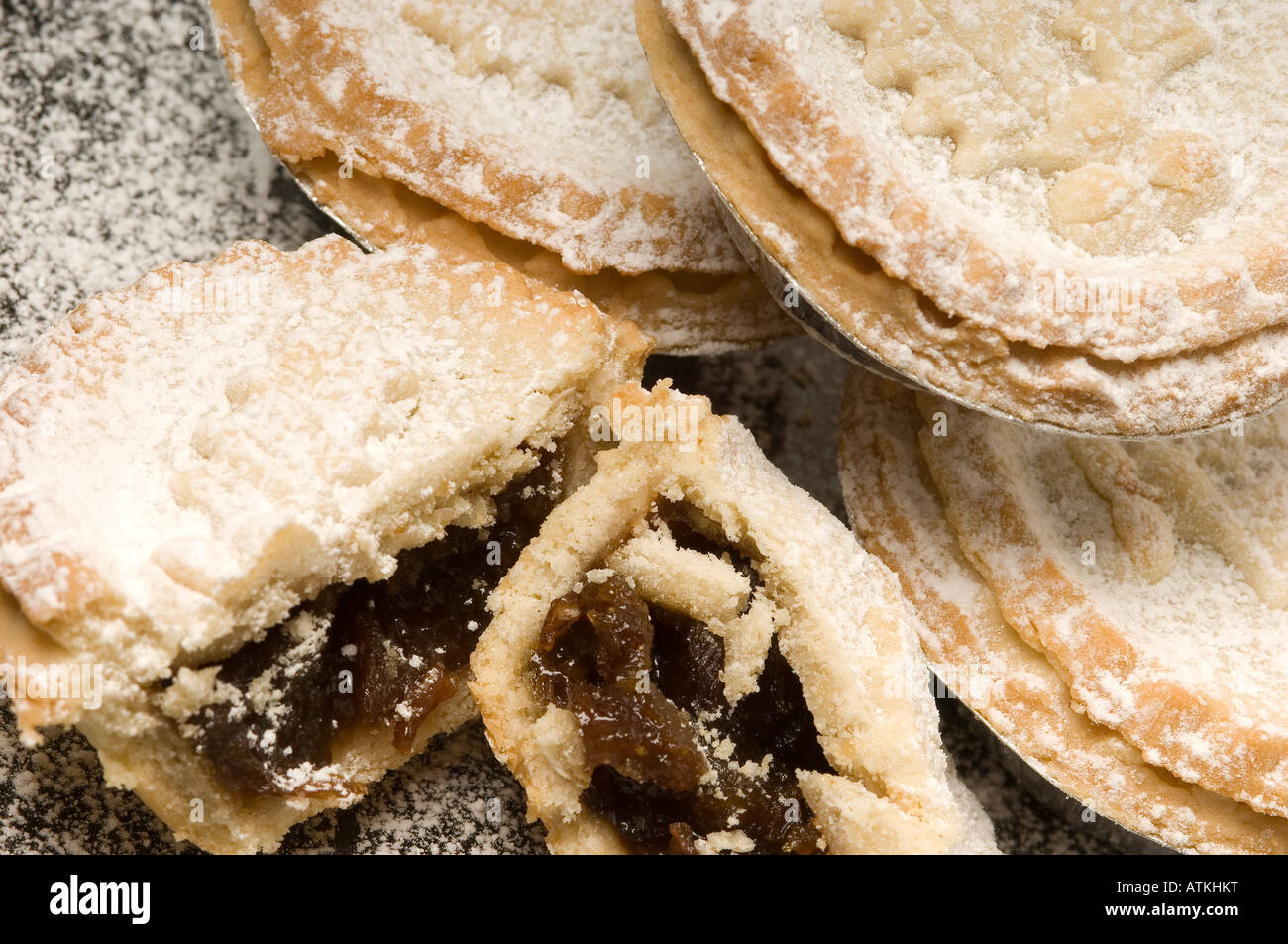 Sweet mince pies close up Stock Photo - Alamy