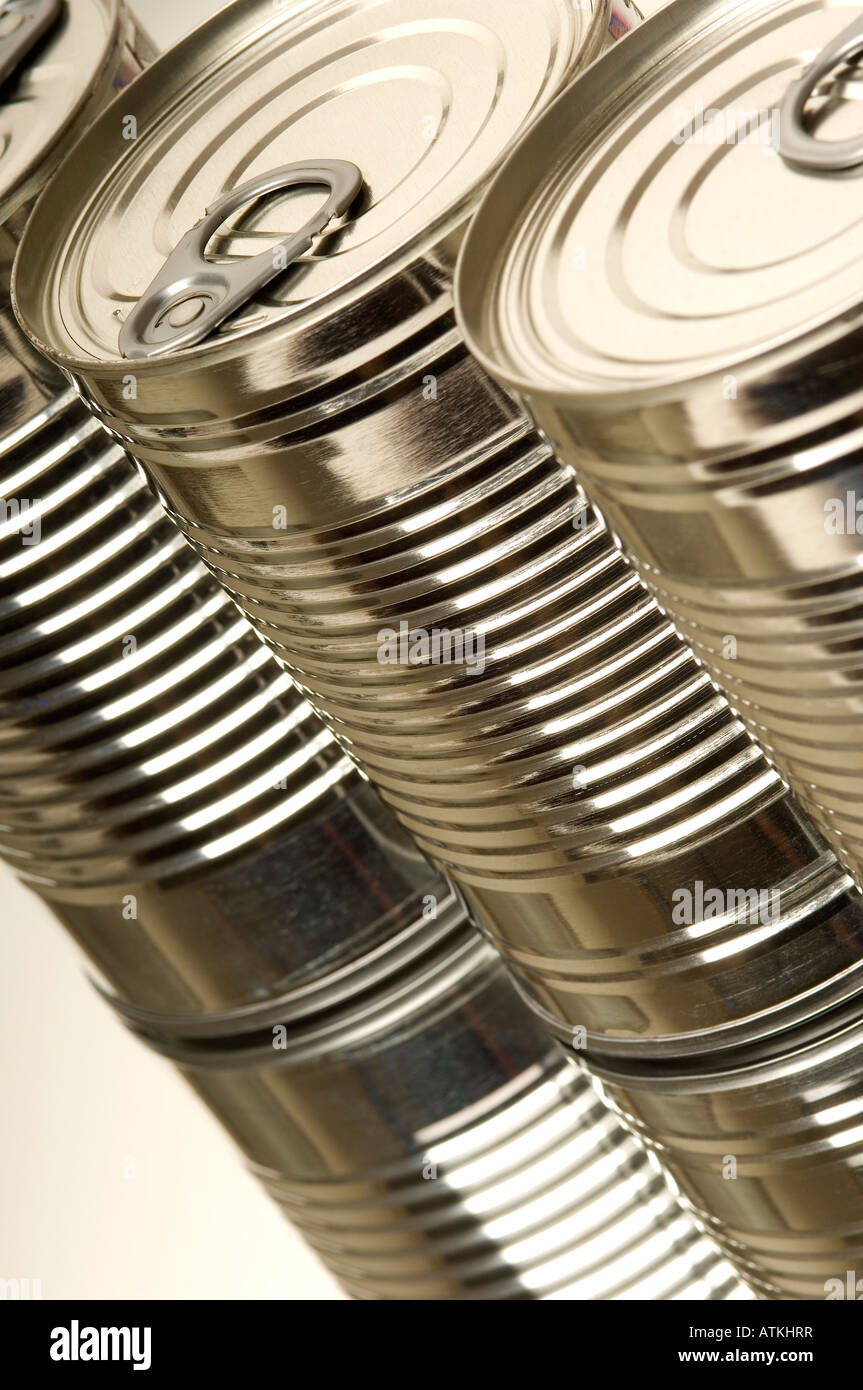 Ring Pull Food Drink Tin Cans close up Stock Photo Alamy
