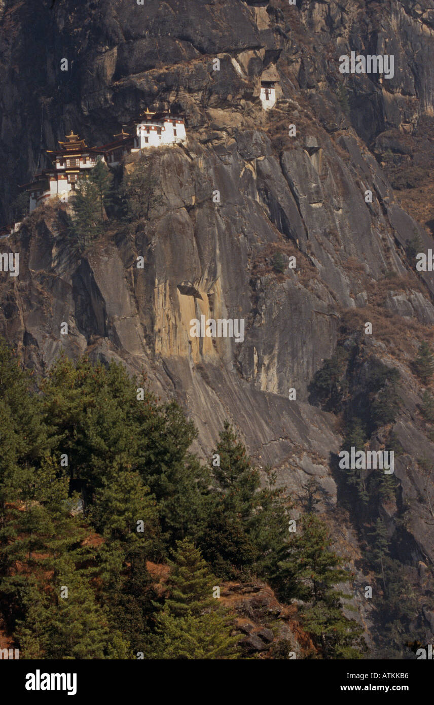 Paro Taktsang temple complex (Tiger's Nest) perched on cliff face above Paro Valley, Bhutan, South Asia Stock Photo