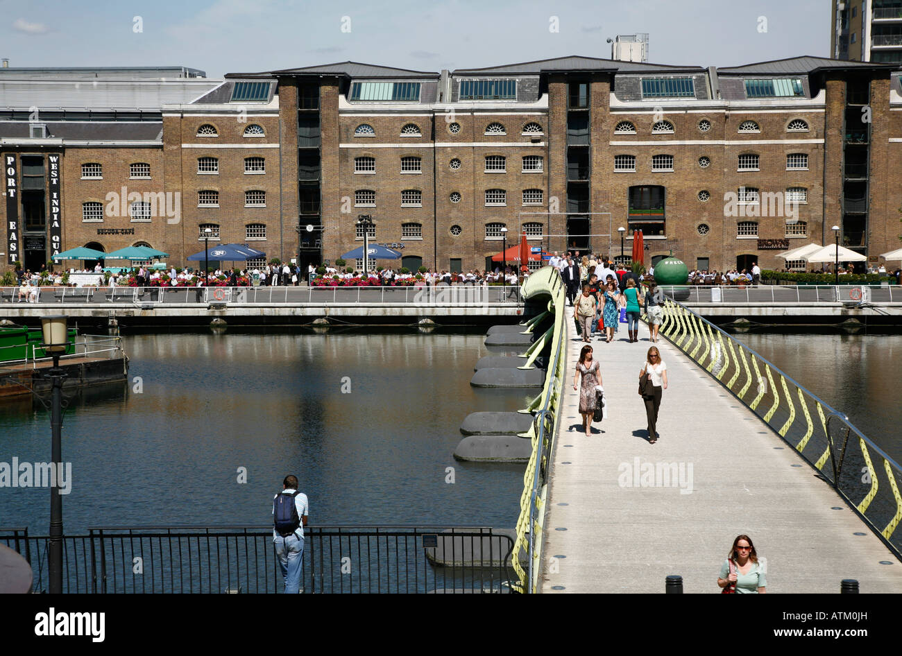 West india quay footbridge hi-res stock photography and images - Alamy