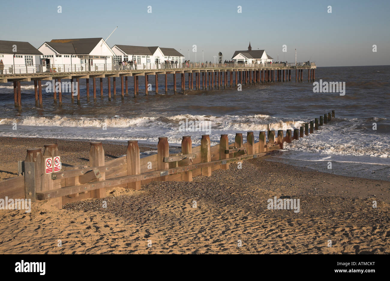 Southwold Pier Beach Groyne On Sunny Winter Day Stock Photo Alamy southwold-pier-beach-groyne-on-sunny-winter-day-stock-photo-alamy