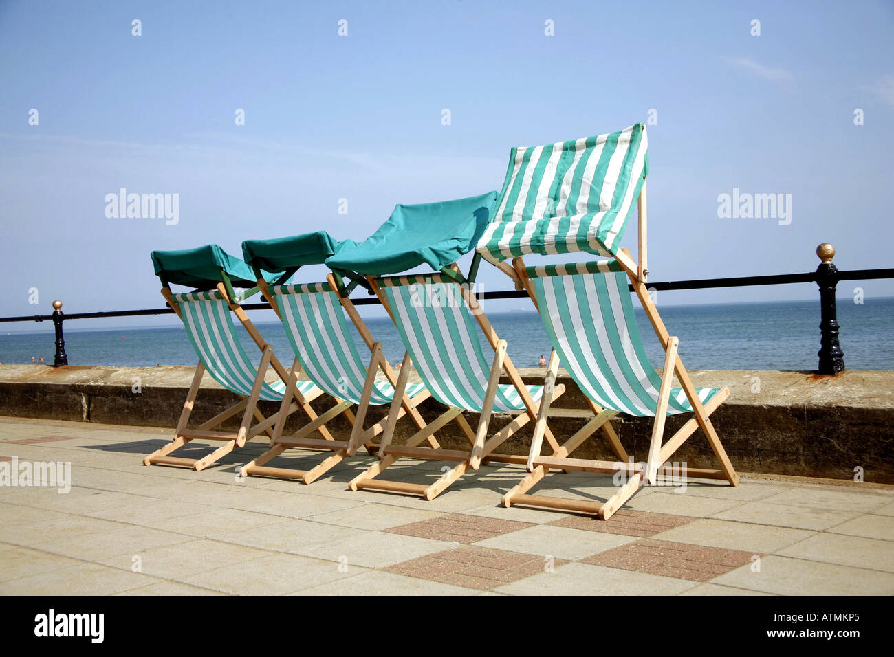 Deckchair on promenade hi-res stock photography and images - Alamy