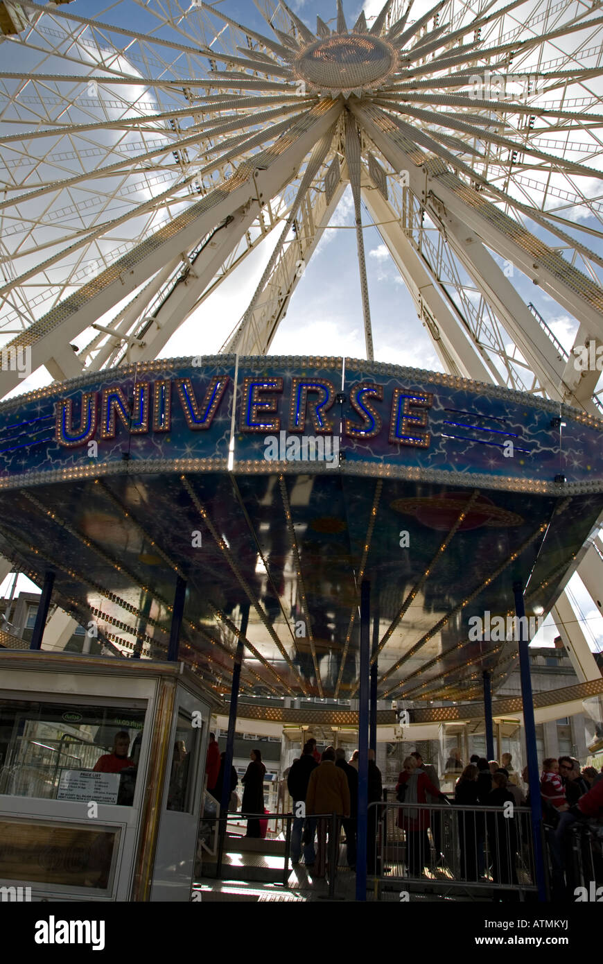 The Big Wheel in Nottingham market square England Stock Photo Alamy