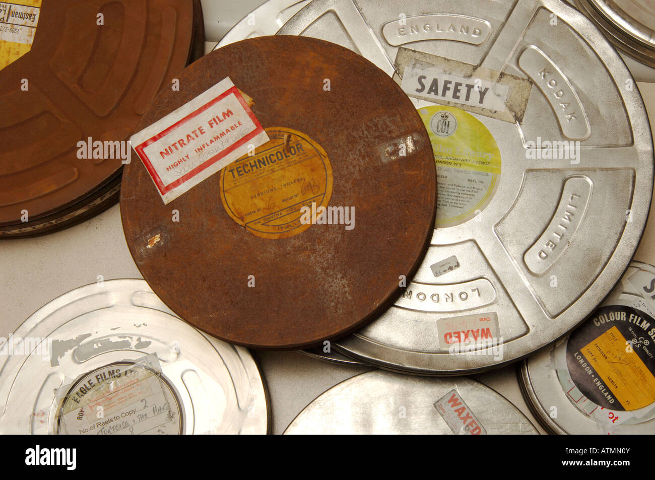 Old film canisters containing nitrate technicolor films Stock Photo Alamy