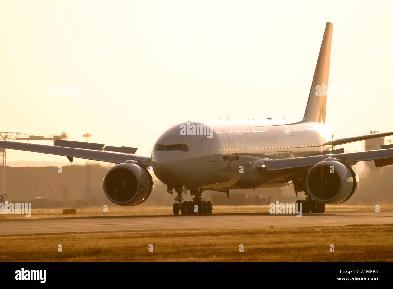 Japan Airlines - JAL Boeing 777-346/ER at London Heathrow Airport Stock Photo