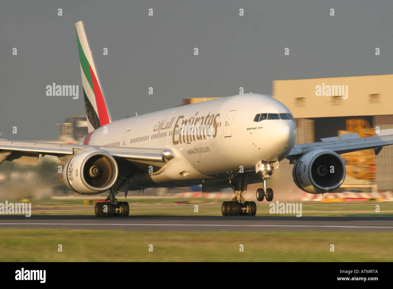 Emirates Boeing 777-21H/ER at London Heathrow Airport Stock Photo