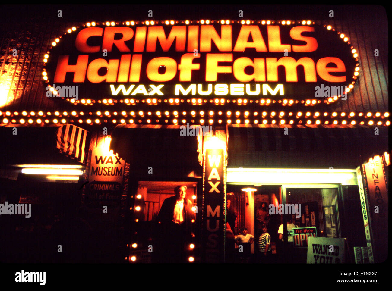 Criminals Wax Museum in Niagara Falls Stock Photo Alamy