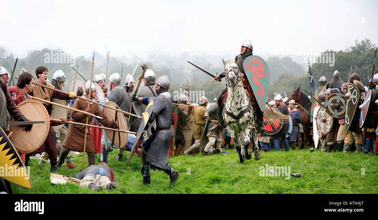 The Battle of Hastings England 1066 , re creation on the actual hillside . Stock Photo