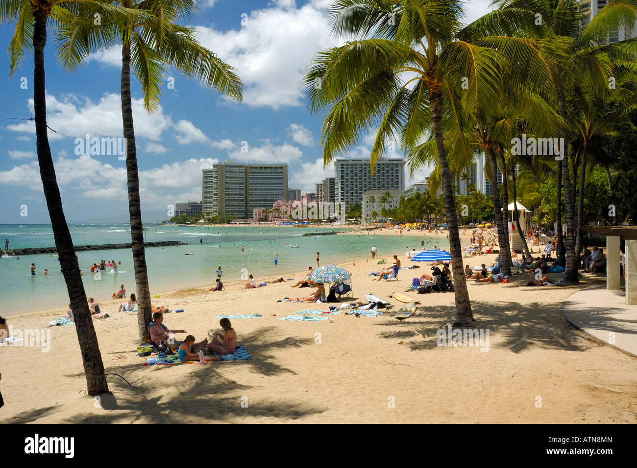 Afternoon in waikiki beach hi-res stock photography and images - Alamy