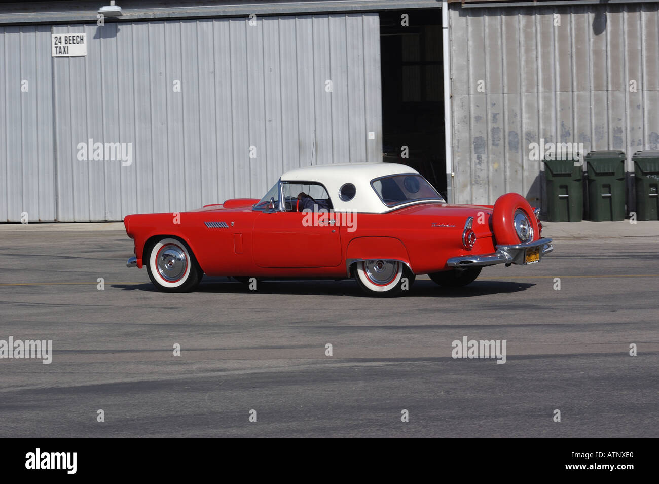 Classic American Car Stock Photo - Alamy