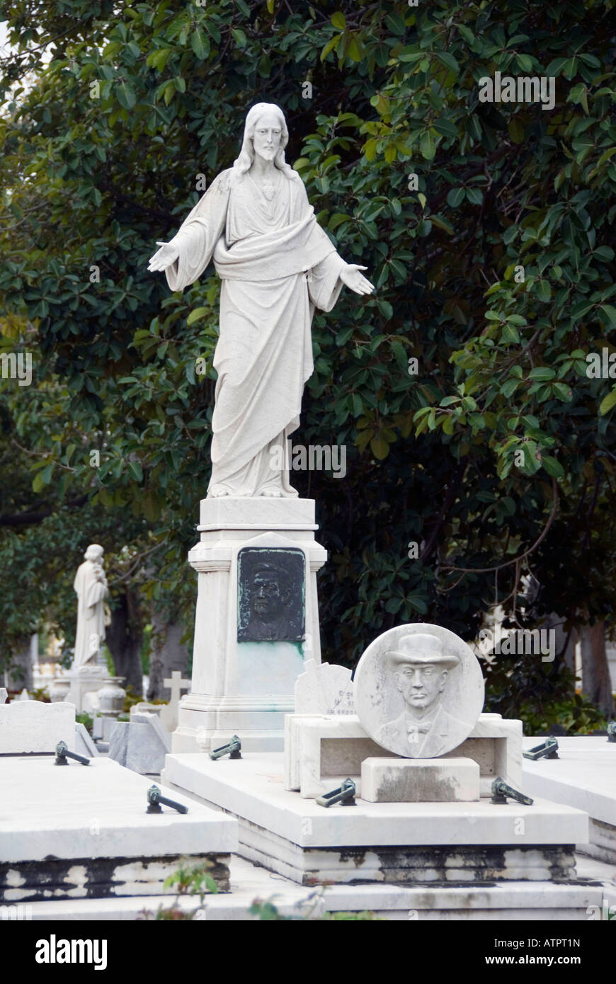 Cemetery / Havana Stock Photo Alamy