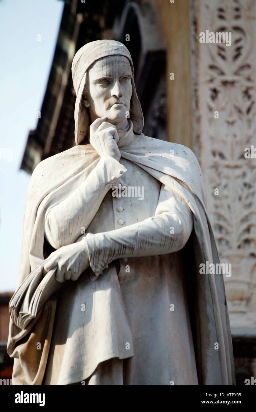 Dante hi-res stock photography and images - Alamy