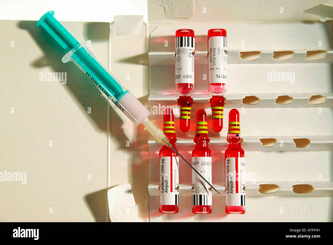Hypodermic syringe / Spritze Stock Photo