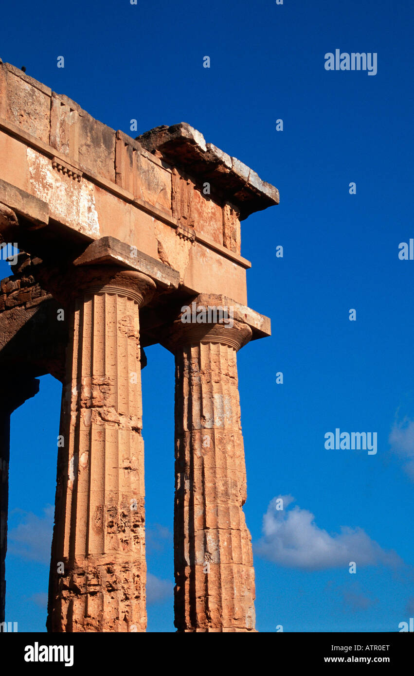 Temple of Selinunte Stock Photo - Alamy