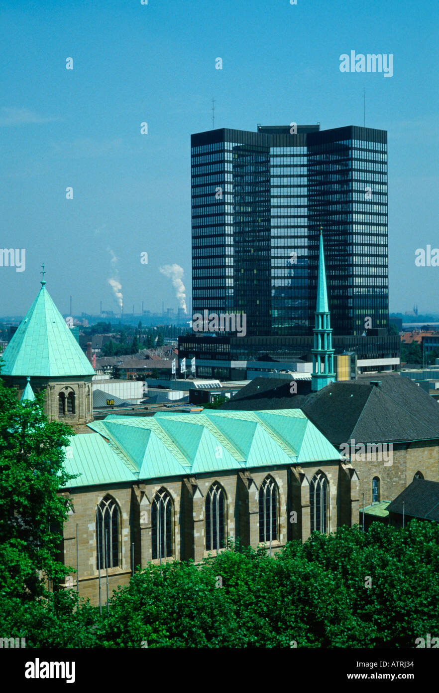 Essen Rathaus Cathedral and Town hall / Essen Stock Photo - Alamy