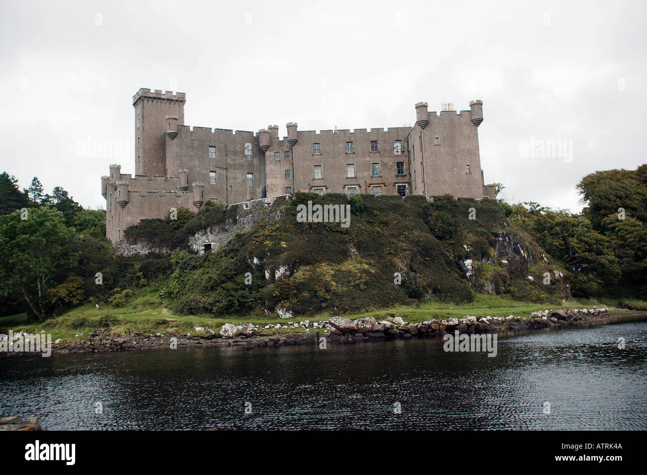 dunvegan castle isle of skye