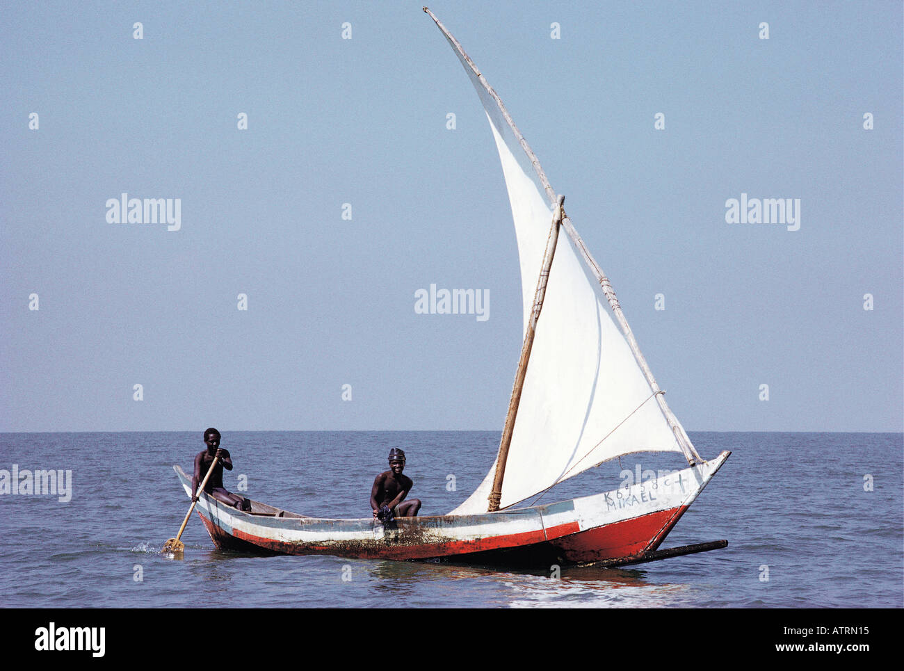 Luo fishing boat hi-res stock photography and images - Alamy