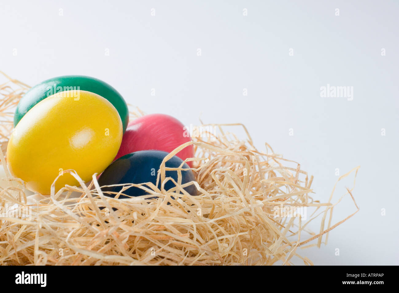 Close-up of Easter eggs in a bird's nest Stock Photo - Alamy