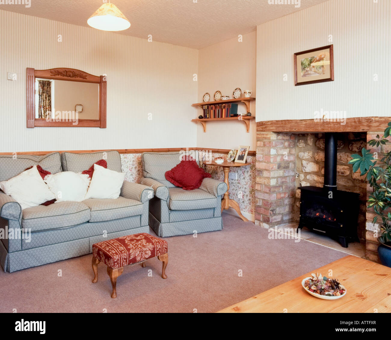 Domestic interior, simple traditional sitting room Stock Photo - Alamy