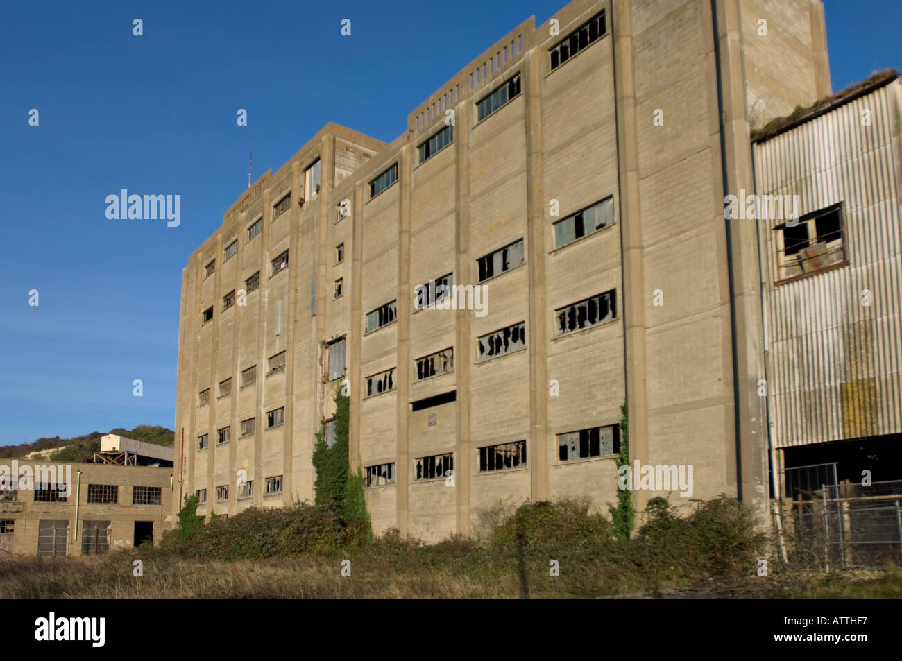 Old abandoned cement factory in Shoreham East Sussex Stock Photo - Alamy