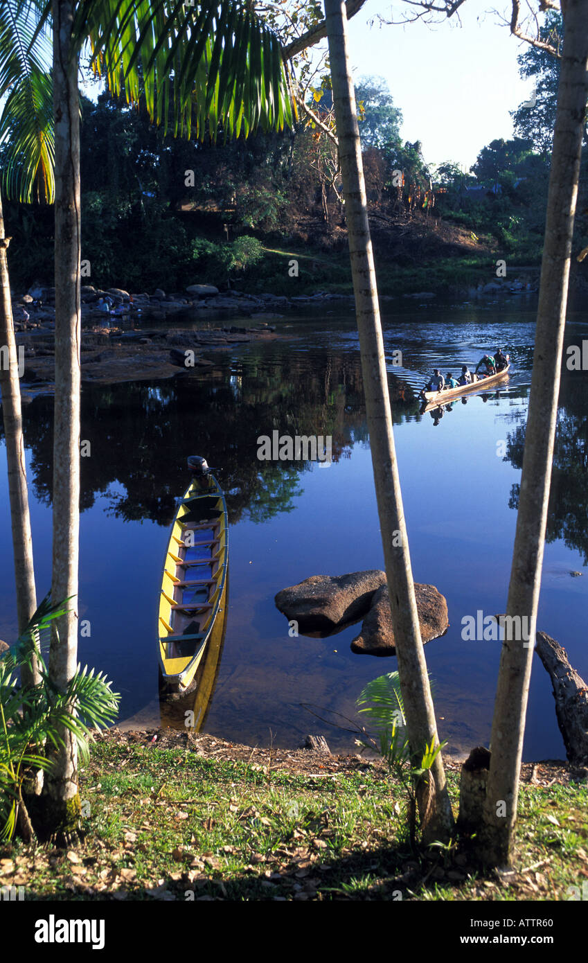 Kumalu dug out canoe on the Pikin Rio river Stock Photo 