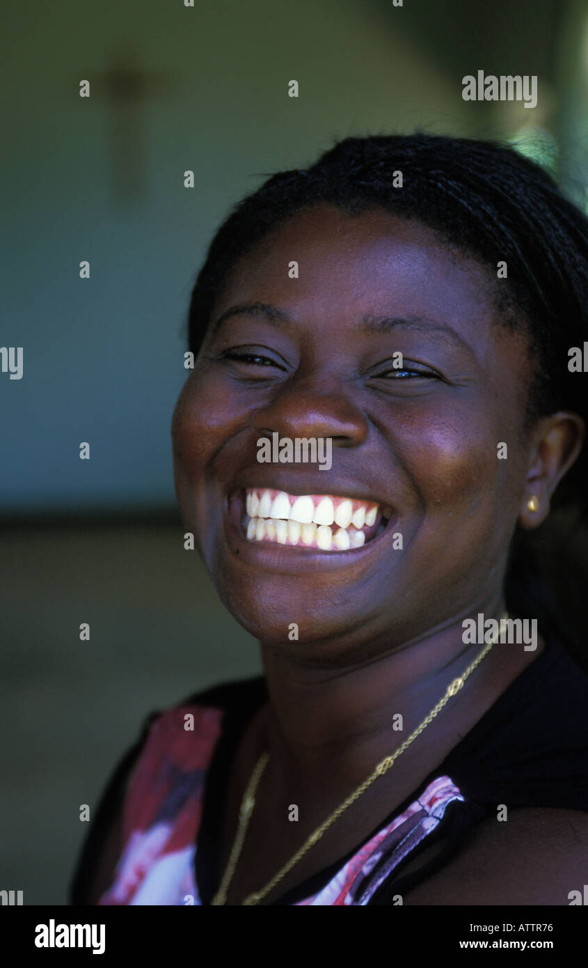 Smile smiling smiles laughing hi-res stock photography and images - Alamy