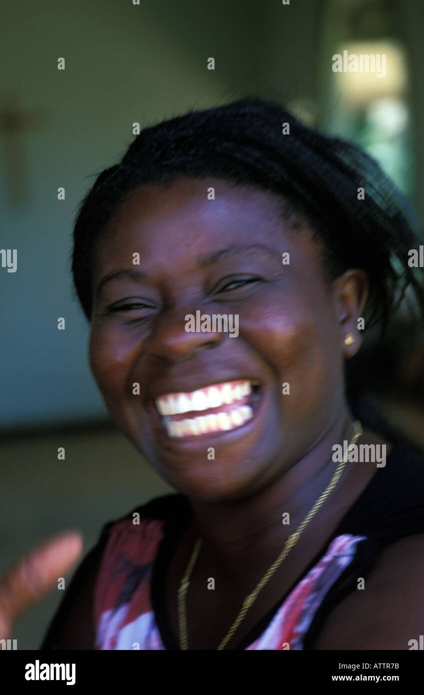 Smile smiling smiles laughing hi-res stock photography and images - Alamy