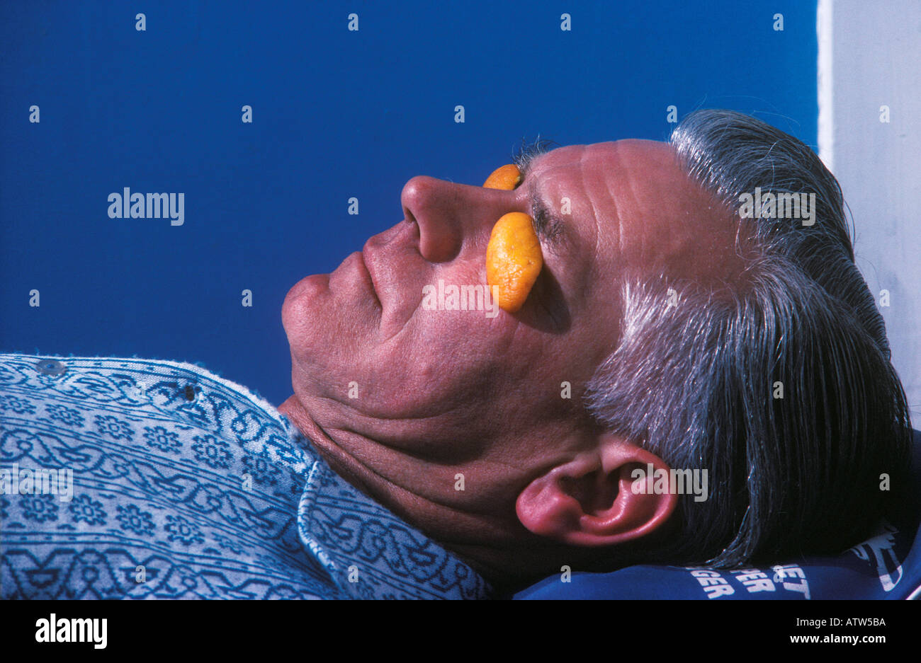 Man sleeping eye shades hires stock photography and images Alamy