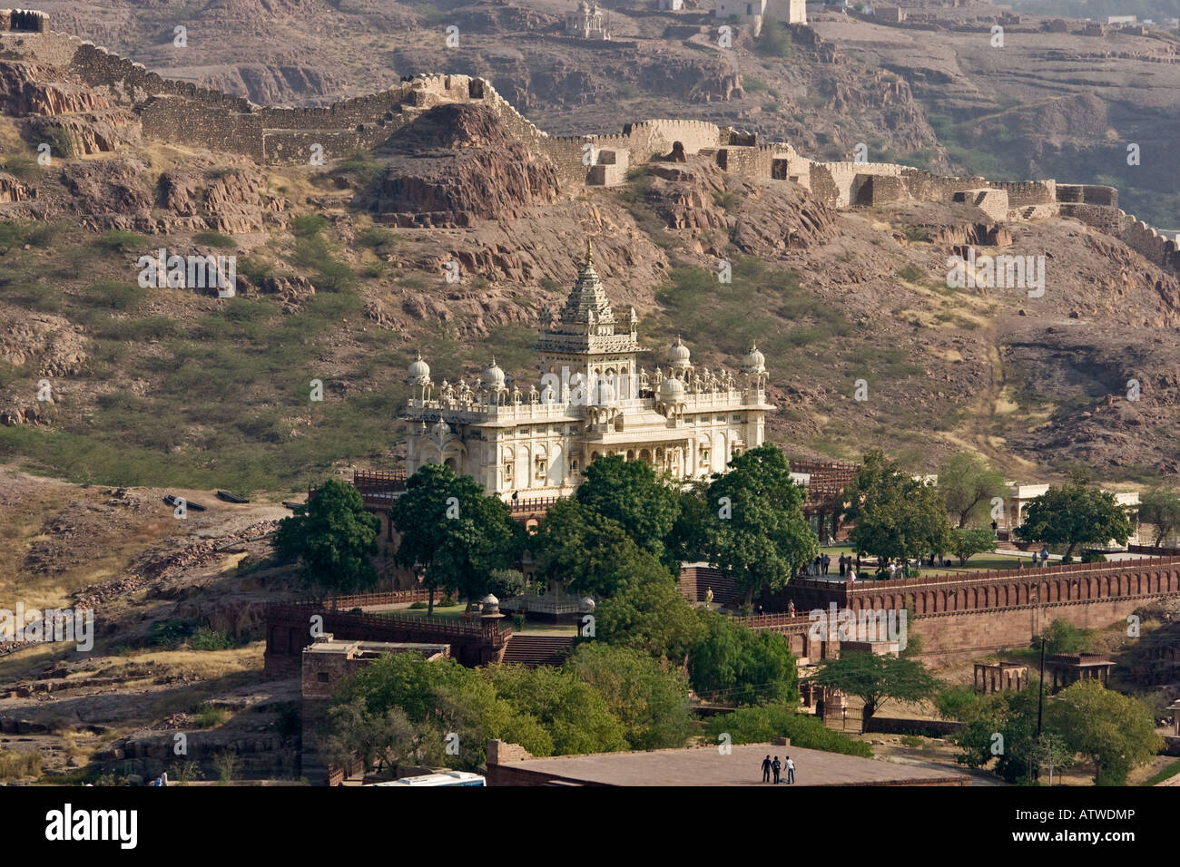 Marble Castle on the rocks Jodhpur Stock Photo Alamy
