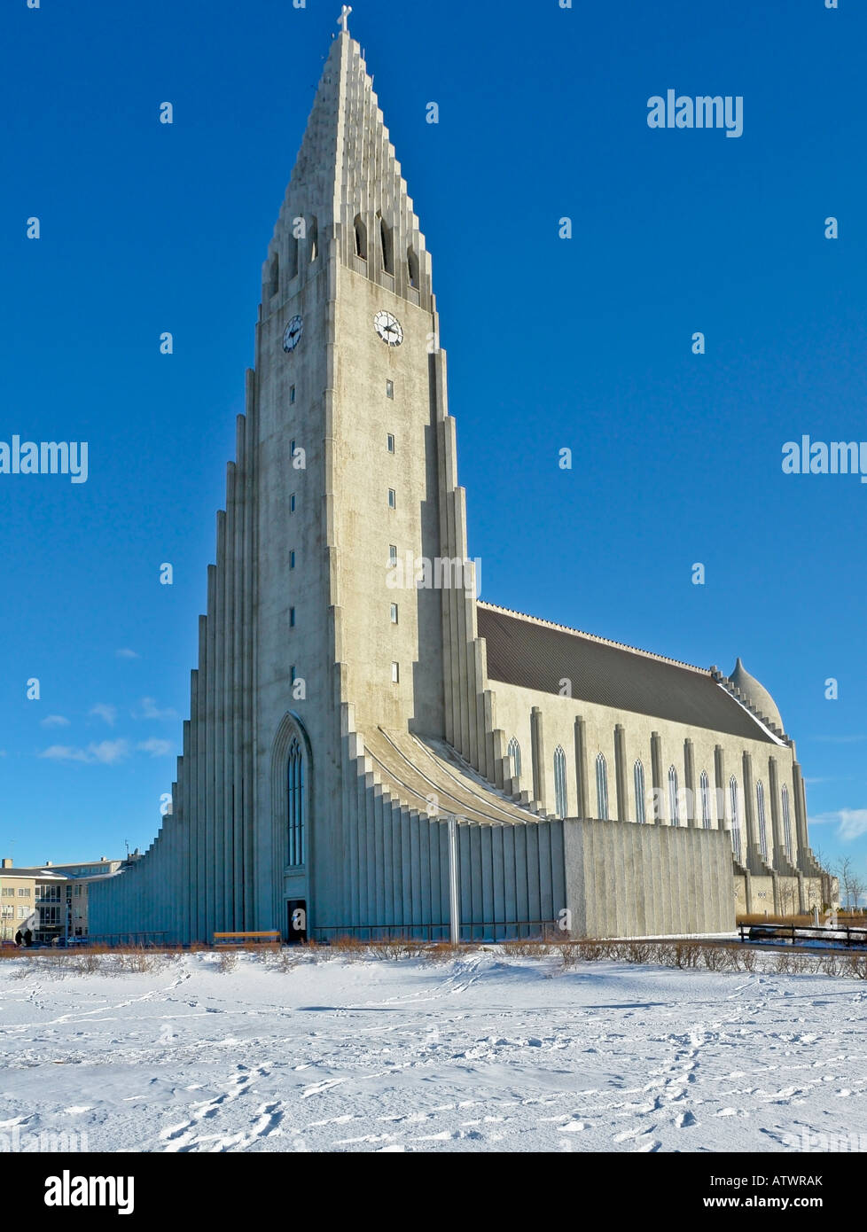 Hallgrimskirkja Church located at the top end of Skolavordustigur shopping street in Reykjavik Iceland providing superb views Stock Photo