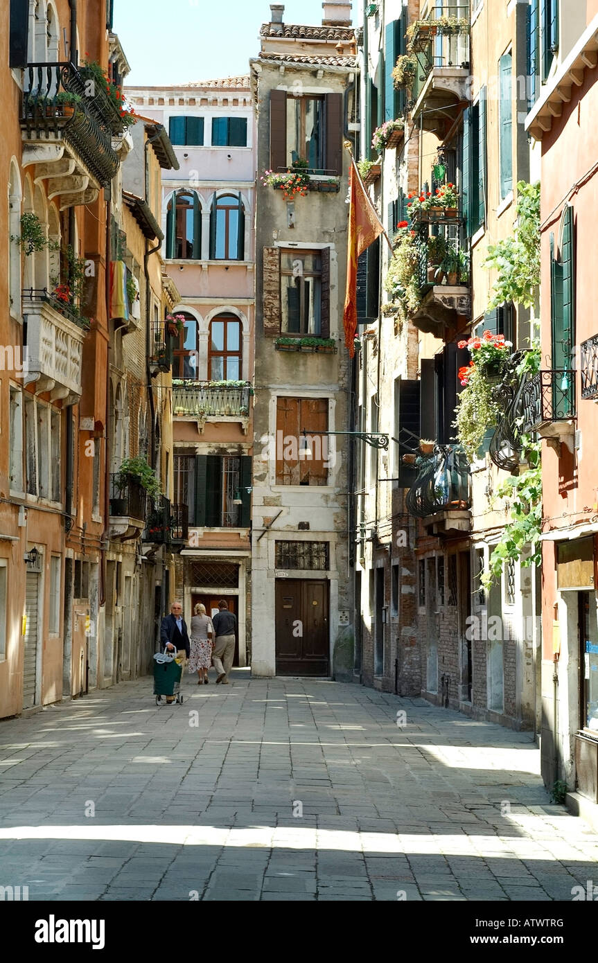 Narrow street in Venice Stock Photo Alamy