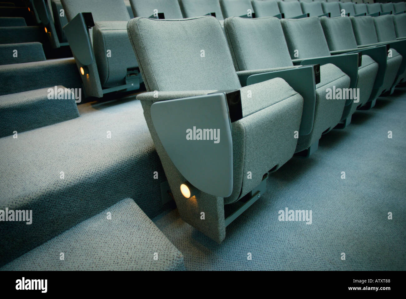 Gray interiors hi-res stock photography and images - Alamy