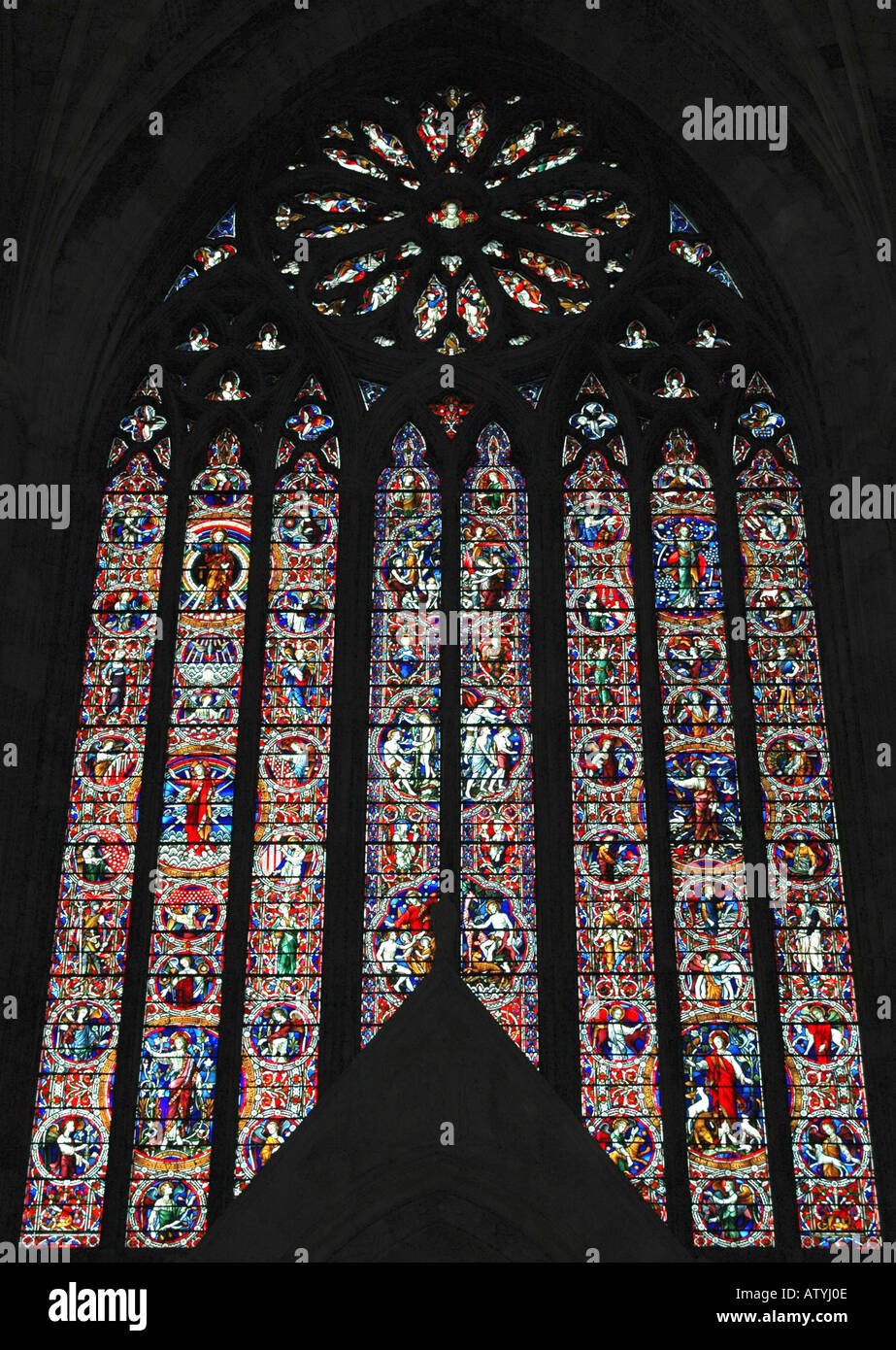 Worcester Cathedral stained glass window Stock Photo Alamy